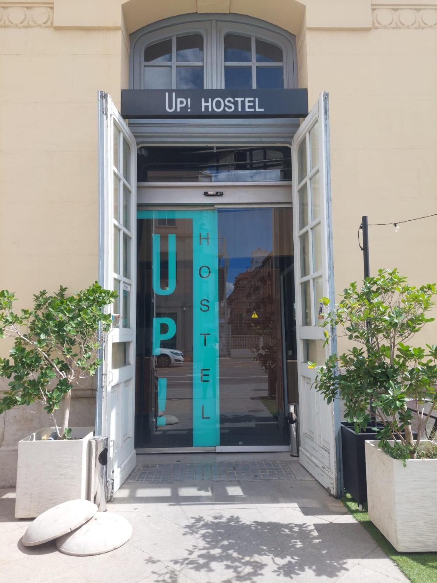 Hostel Up *