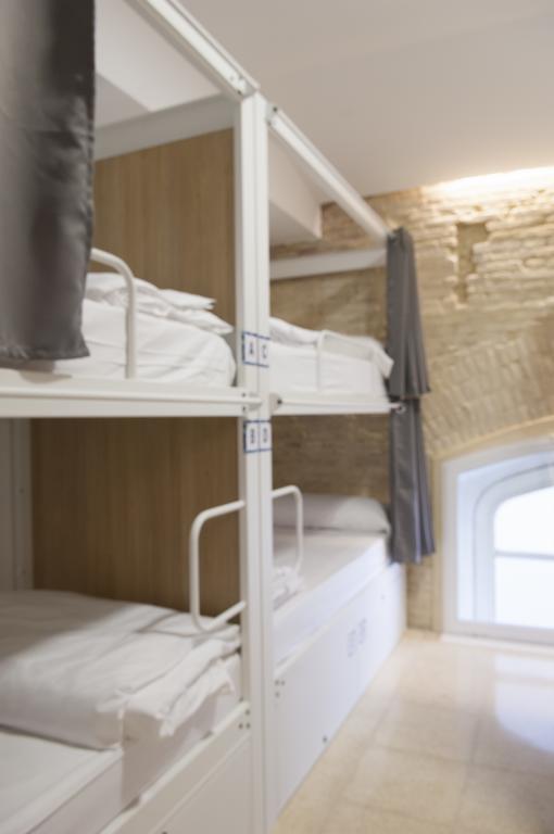 Hostel Up Valencia