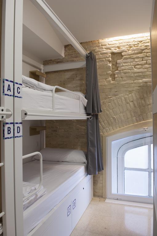 Hostel Up Valencia